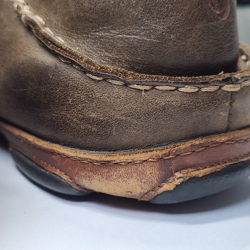 OluKai Ohana Lace Up Nubuck Shoes Mens Size 11.5 Brown Leather Moccasins Comfort